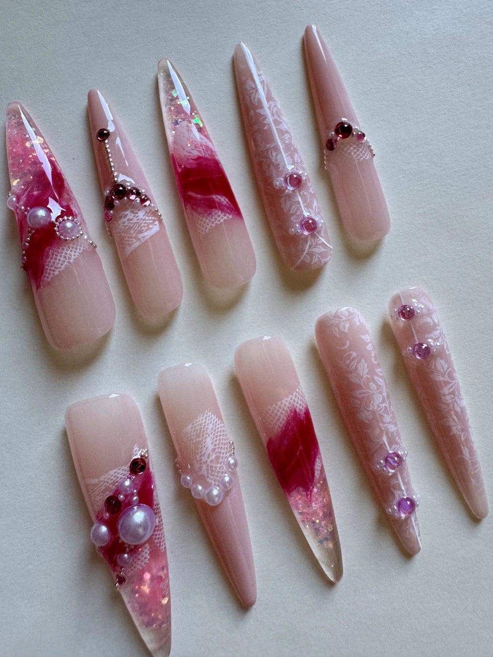 Moon Grace Hand Drawn New Chinese Style Gradient Cheongsam Floral Design Flowing Sand Nail Art